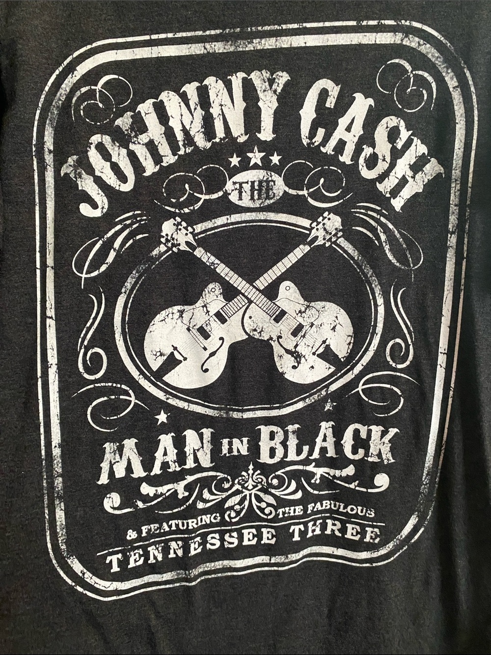Johnny Cash 'Man in Black' ft Tennessee Three Graphic tee - Picture 3 of 3